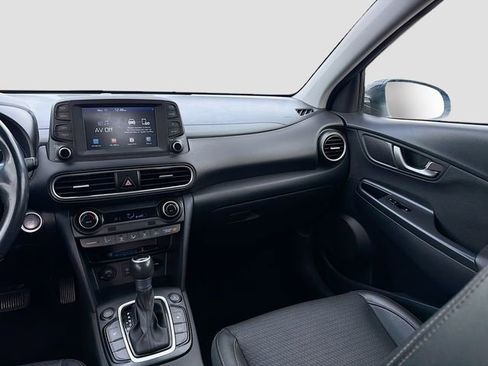 Used 2019 Hyundai Kona Limited image 21