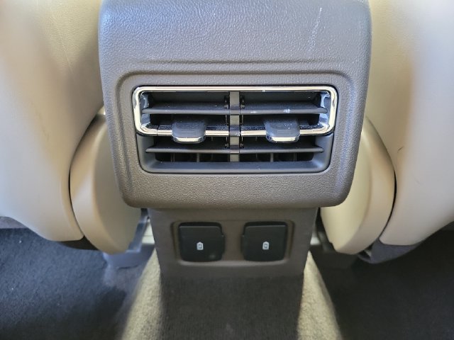 Used 2024 Lincoln Corsair FWD w/ Equipment Group 101A image 23