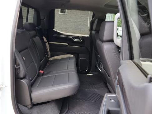 Used 2023 Chevrolet Silverado 1500 LTZ AWD/4WD image 25
