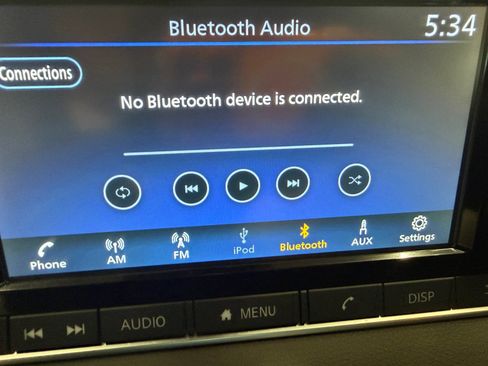 Used 2025 Nissan Sentra S w/ Lighting Package FWD image 17