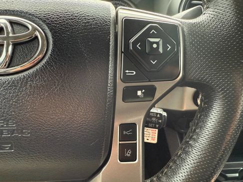 Used 2022 Toyota Tacoma SR5 image 34