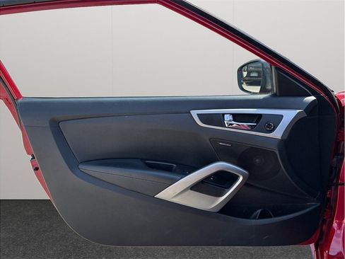 Used 2016 Hyundai Veloster w/ Option Group 02 image 16