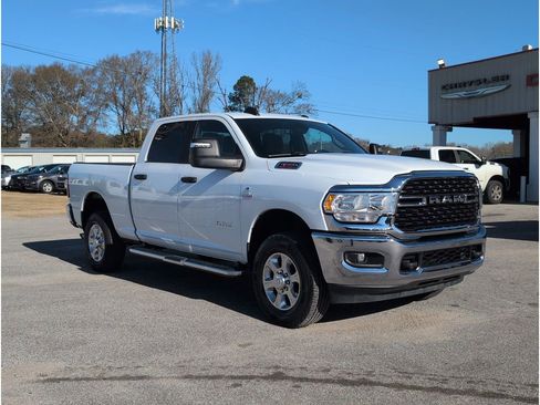 Used 2024 RAM 2500 Big Horn image 6