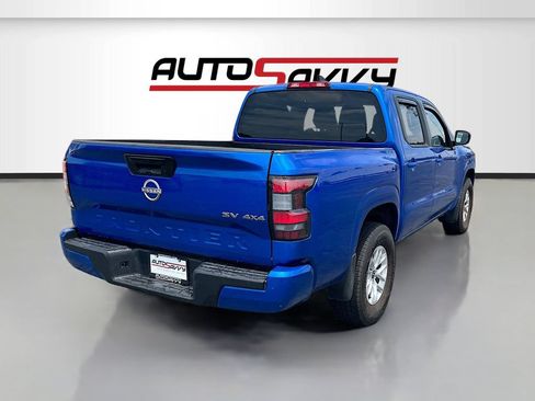 Used 2024 Nissan Frontier SV AWD/4WD image 7