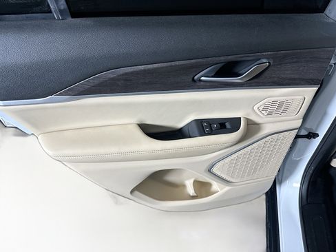 Used 2022 Jeep Grand Cherokee Limited 4xe image 26