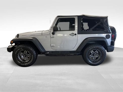 Used 2015 Jeep Wrangler Sport image 2
