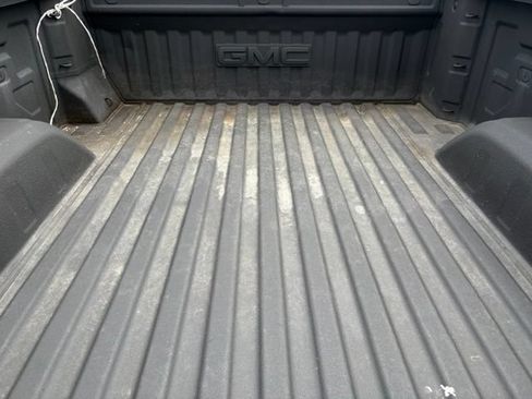 Used 2021 GMC Sierra 1500 Elevation w/ X31 Off-Road Package AWD/4WD image 14