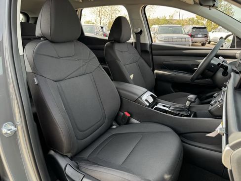 New 2026 Hyundai Tucson SE image 24