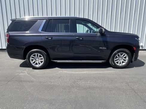 Used 2022 Chevrolet Tahoe LT w/ Luxury Package AWD/4WD image 7