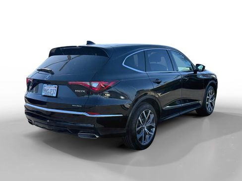 Used 2024 Acura MDX SH-AWD w/ Technology Package image 5