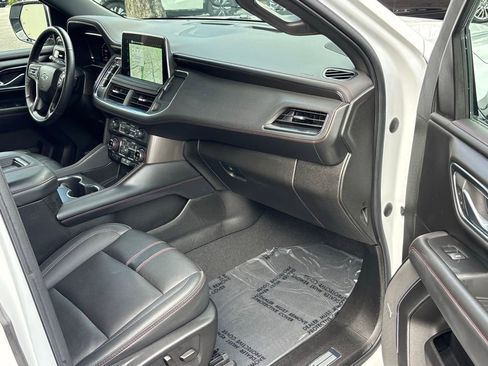 Used 2022 Chevrolet Tahoe RST w/ Sport Performance Package image 29