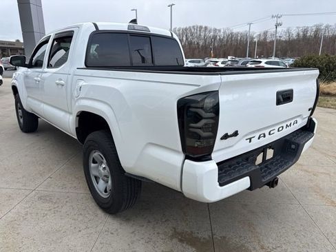 Used 2023 Toyota Tacoma SR image 5