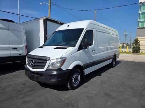 Used 2016 Mercedes-Benz Sprinter 3500 image 28
