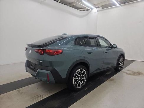 Used 2025 BMW X2 xDrive28i AWD/4WD image 7
