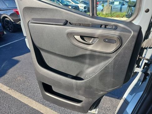 Used 2024 Mercedes-Benz Sprinter 2500 image 24