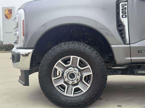 Used 2024 Ford F250 Lariat image 5