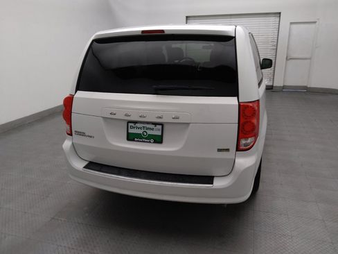Used 2016 Dodge Grand Caravan SE w/ Quick Order Package 29E SE FWD image 7