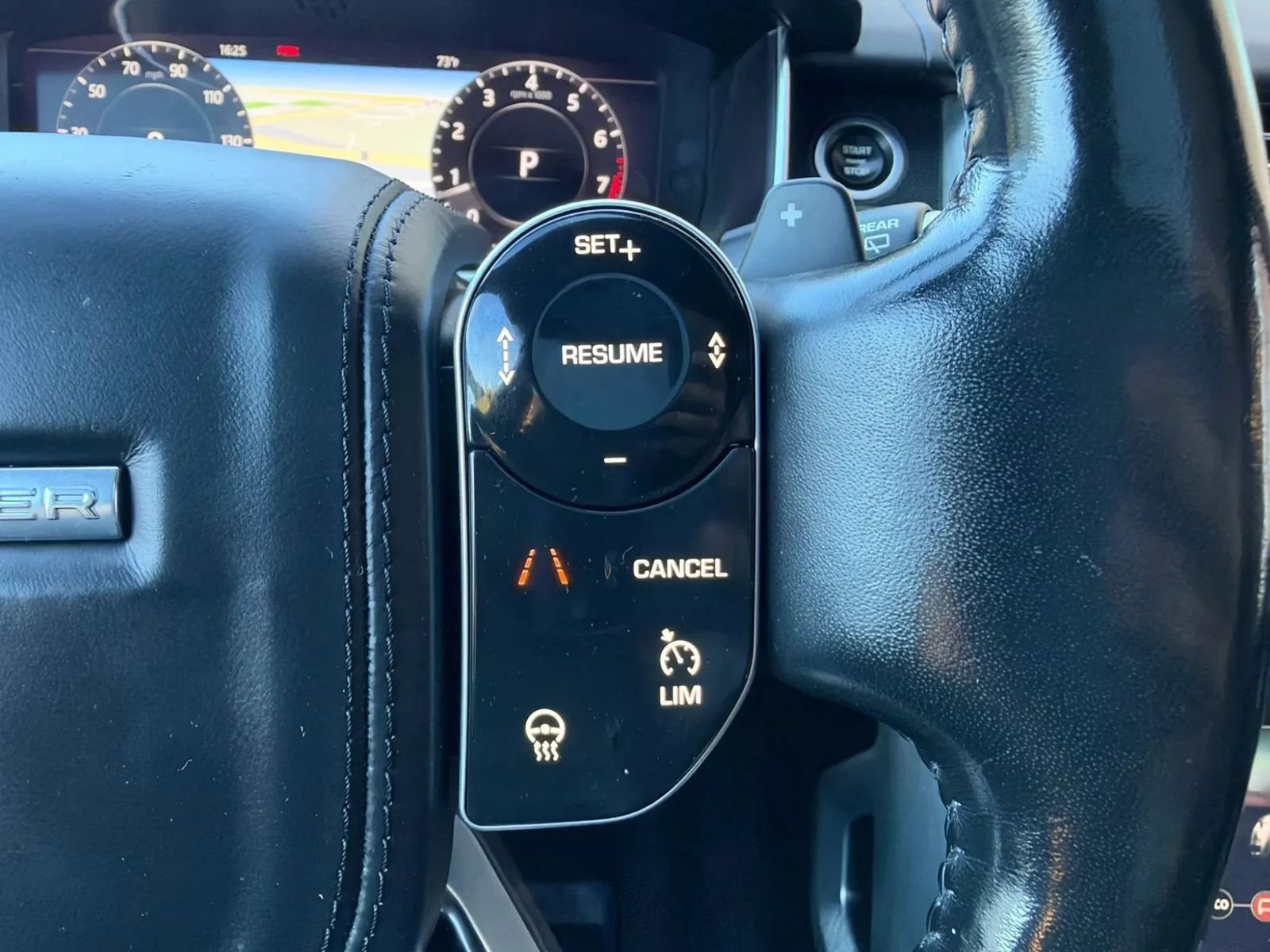 Used 2018 Land Rover Range Rover HSE AWD/4WD image 23