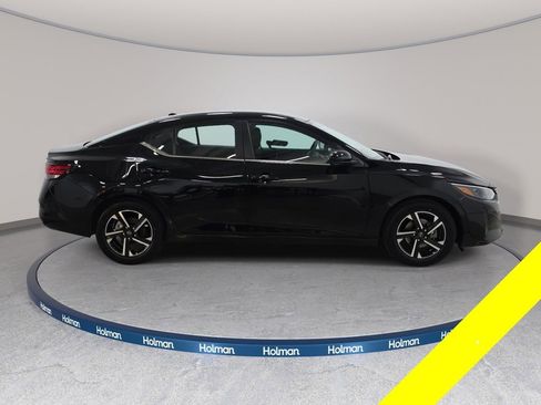 Used 2024 Nissan Sentra SV FWD image 5