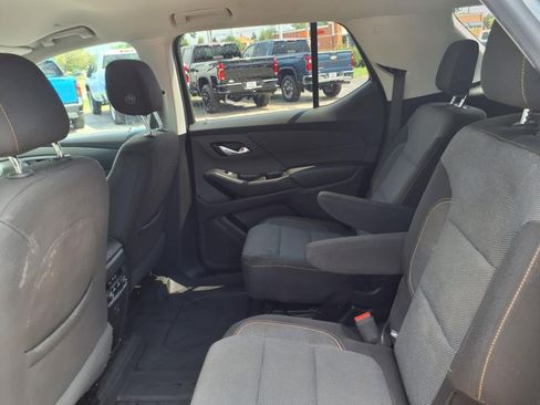 Used 2018 Chevrolet Traverse LT w/ LPO, Floor Liner Package image 8