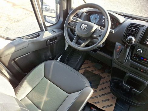 New 2025 RAM ProMaster 2500 w/ Power Group image 10