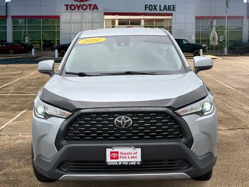 Used 2022 Toyota Corolla Cross LE AWD/4WD image 8