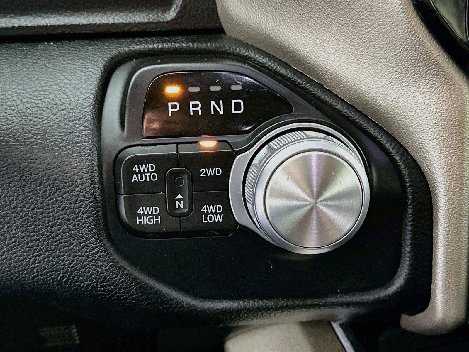 Used 2019 RAM 1500 Laramie AWD/4WD image 15