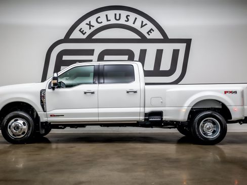 Used 2026 Ford F350 Platinum w/ Platinum Plus Package AWD/4WD image 6