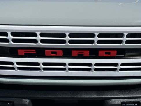 Used 2024 Ford Bronco Heritage Edition AWD/4WD image 24