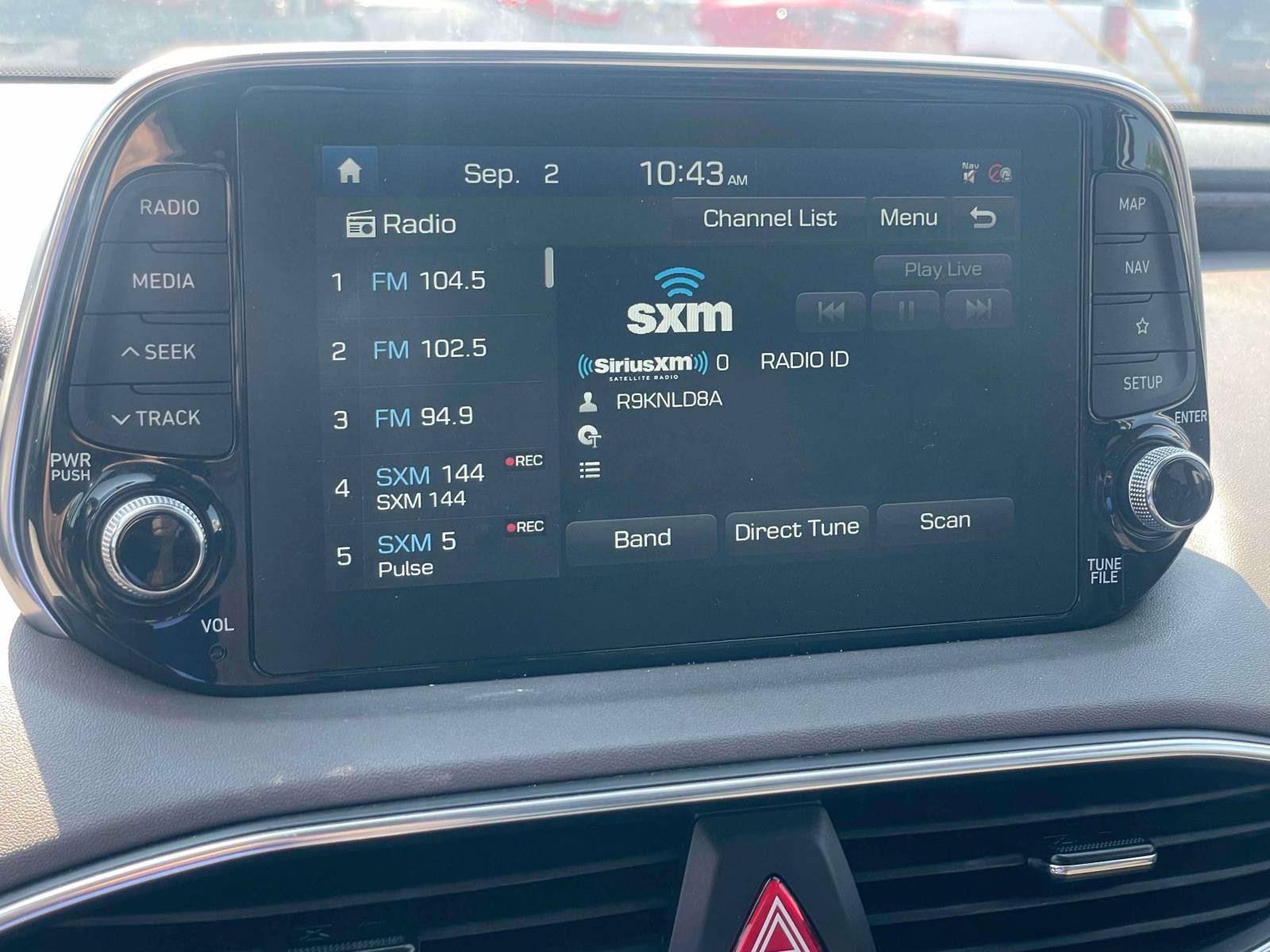 Used 2020 Hyundai Santa Fe Limited FWD image 17