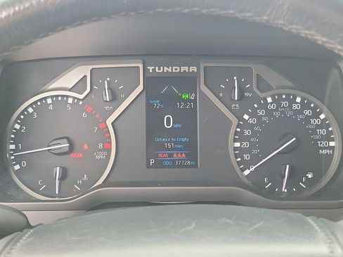 Used 2023 Toyota Tundra Limited AWD/4WD image 7