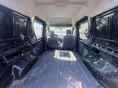 Used 2010 Ford Transit Connect XLT FWD image 8