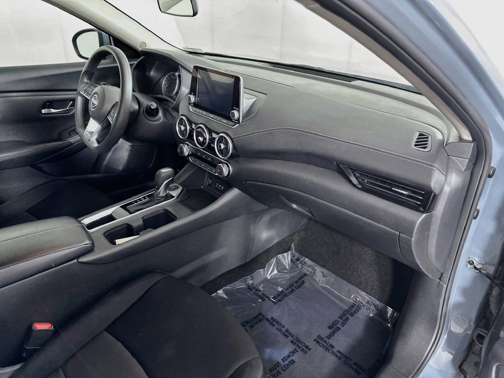 Used 2024 Nissan Sentra SV FWD image 34