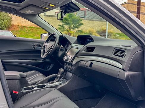 Used 2022 Acura ILX w/ Premium Package image 18
