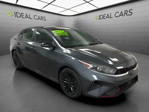 Used 2023 Kia Forte GT-Line w/ GT-Line Technology Package FWD image 3
