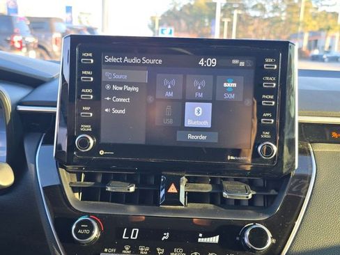 Used 2021 Toyota Corolla SE image 19