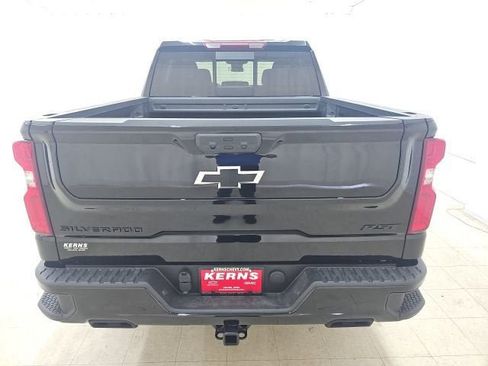 New 2026 Chevrolet Silverado 1500 RST w/ Dark Appearance Package AWD/4WD image 18