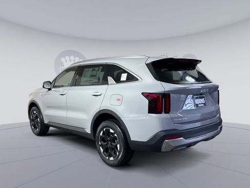 New 2026 Kia Sorento S image 7