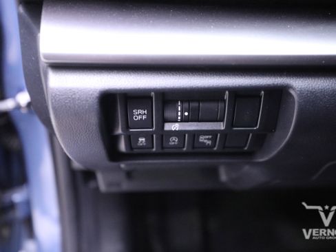 Used 2021 Subaru Crosstrek 2.5i Limited w/ Moonroof Package 1 image 18