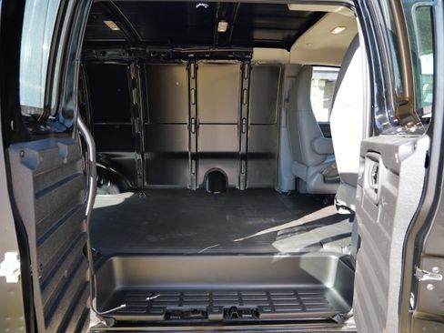 New 2025 GMC Savana 3500 w/ Driver Convenience Package image 4