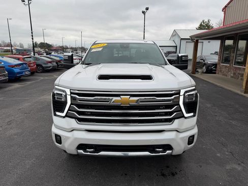 Used 2024 Chevrolet Silverado 2500 High Country w/ Technology Package image 10