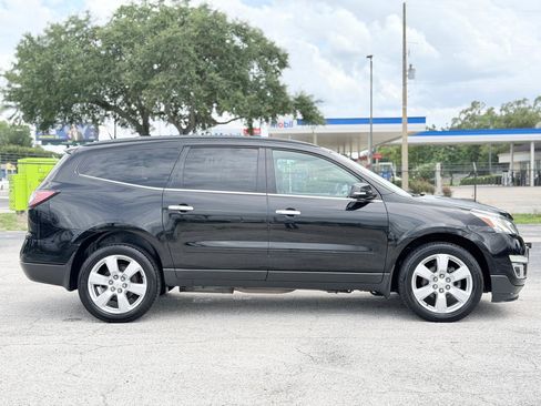 Used 2016 Chevrolet Traverse LT w/ Style and Technology Package AWD/4WD image 6