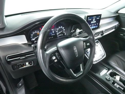 Used 2022 Lincoln Corsair AWD w/ Premium Package image 25