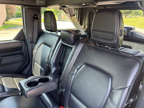 Used 2025 Ford Bronco Outer Banks AWD/4WD image 26