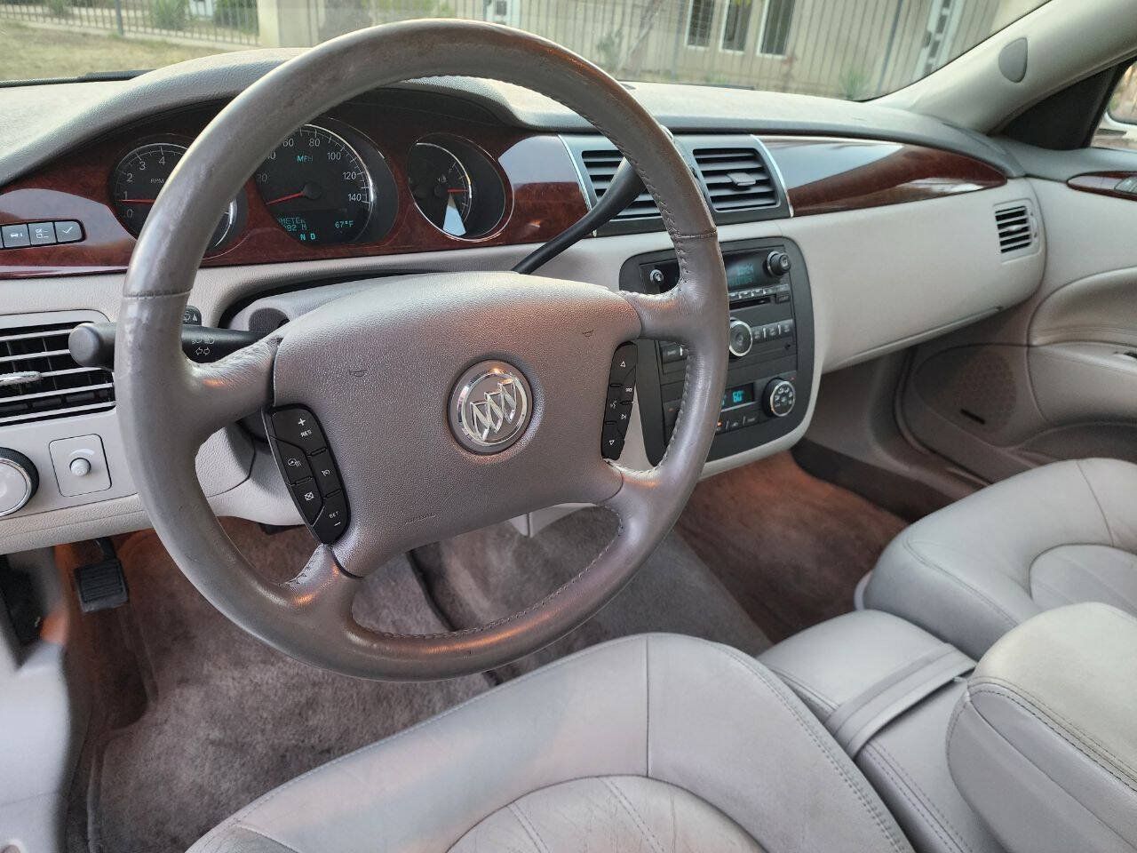 Used 2007 Buick Lucerne CXL w/ Luxury Package FWD image 13