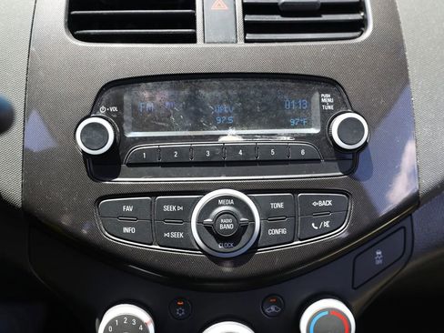 Used 2014 Chevrolet Spark LS FWD image 30