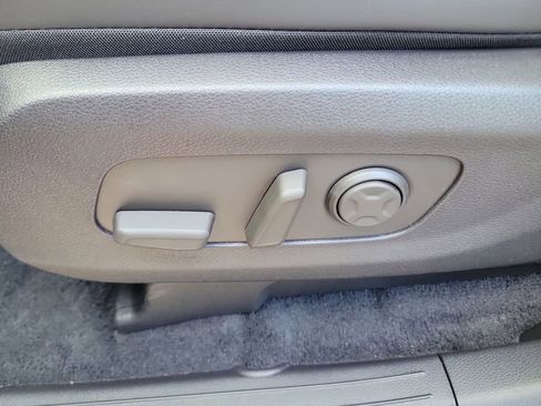 New 2026 Kia Carnival SX w/ SX Dark Edition Package FWD image 25