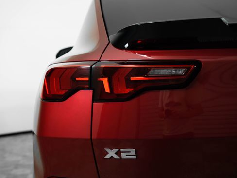 Used 2025 BMW X2 M35i image 15