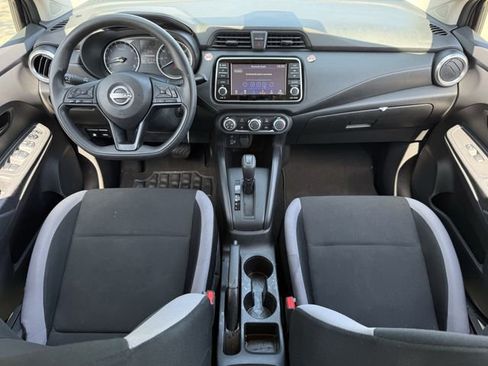 Used 2025 Nissan Versa S FWD image 10