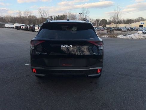 Used 2023 Kia Sportage X-Line w/ X-Line Premium Package AWD/4WD image 5